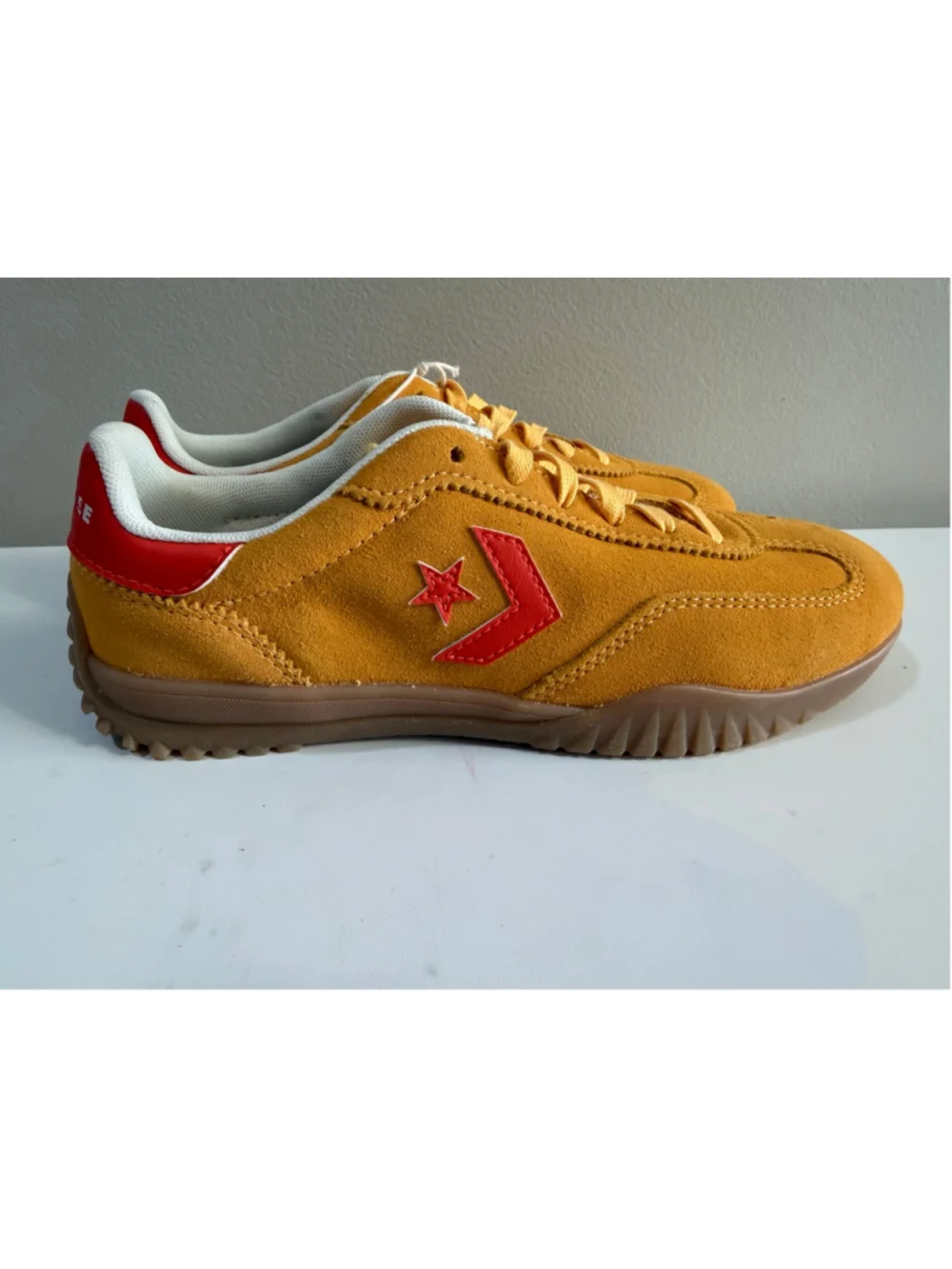 Converse Run Star Trainer Suede Sneakers Mustard Yellow Gum Sole Unisex